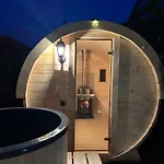 U Hraničního Zámečku Hlohovec U Břeclavě Vila *