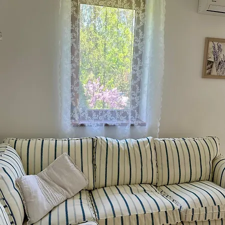 Villa U Hranicniho Zamecku