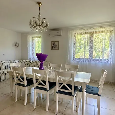 U Hranicniho Zamecku Villa Breclav