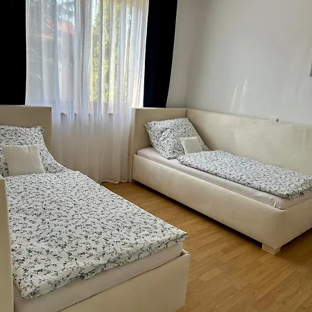 U Hranicniho Zamecku Hlohovec U Breclave Villa *